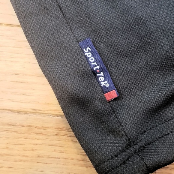Black Sport-Tek 1/4 Zip Sweatshirt - EUC - Picture 5 of 6